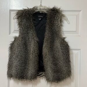 Club Monaco Faux Fur Vest Women’s Size XS Brown Black